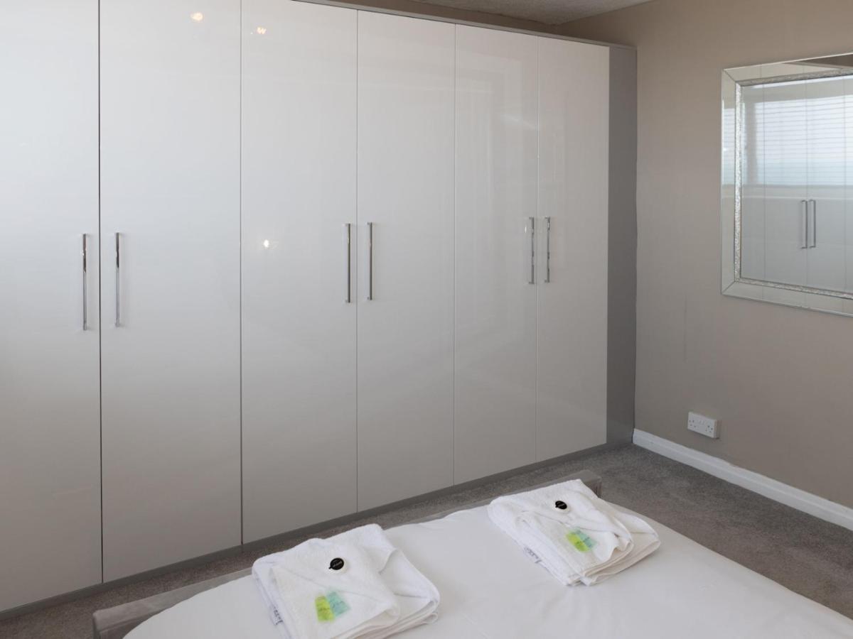 Pass The Keys Amazing 4 Bedroom Property- Hot Tub & Sea Views Scarborough Zewnętrze zdjęcie